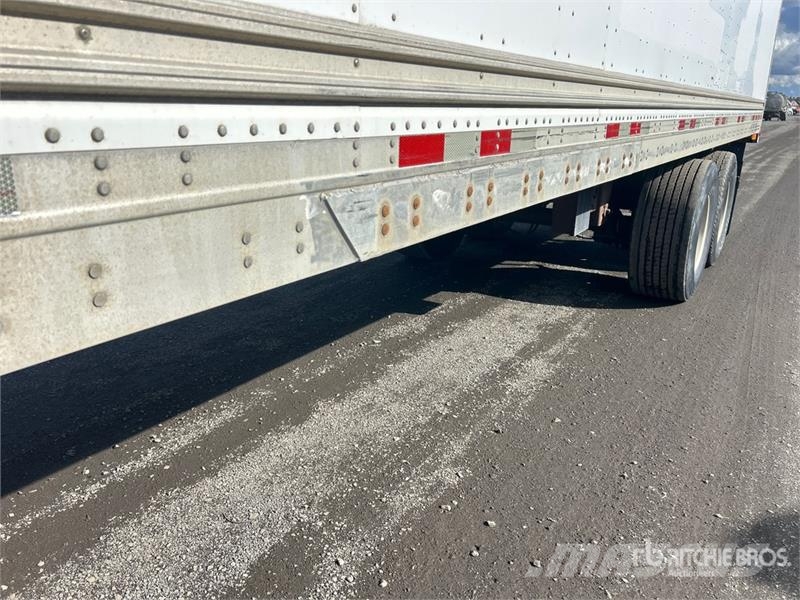 Manac 53 ft x 102 in T/A Van Trailer Прицепы-фургоны