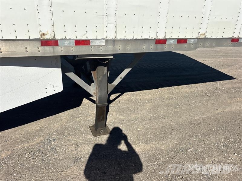Manac 53 ft x 102 in T/A Van Trailer Fast kasse