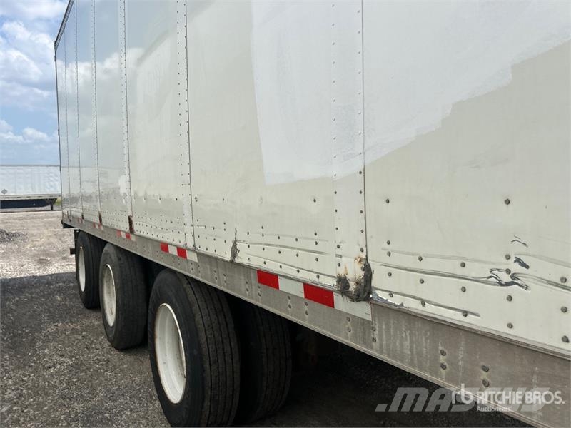 Manac 53 ft x 102 in Tri/A Van Trailer Carrocería de caja