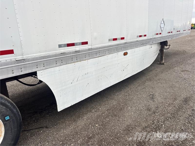Manac 53 ft x 102 in Tri/A Van Trailer Skappåbygg