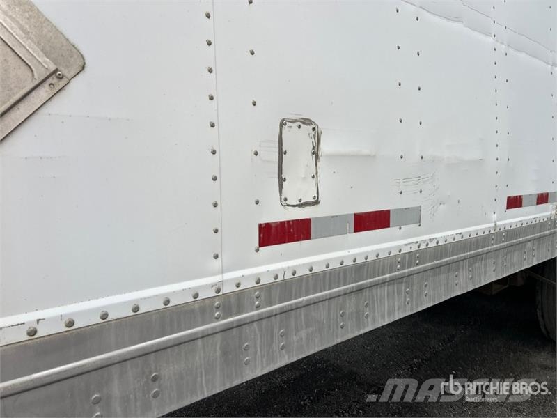 Manac 53 ft x 102 in T/A Van Trailer Cajas de remolque