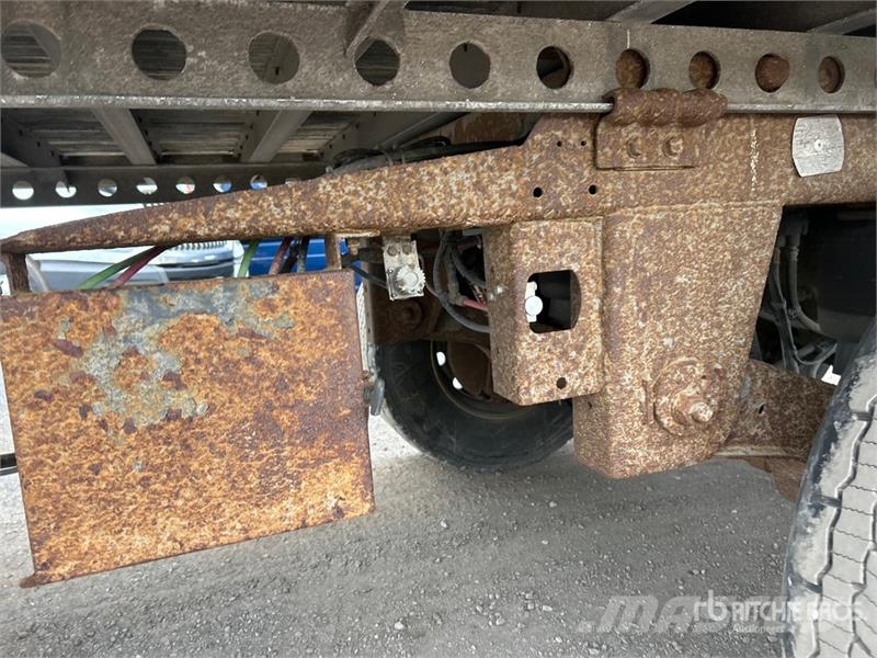 Manac 53 ft x 102 in T/A Van Trailer Прицепы-фургоны