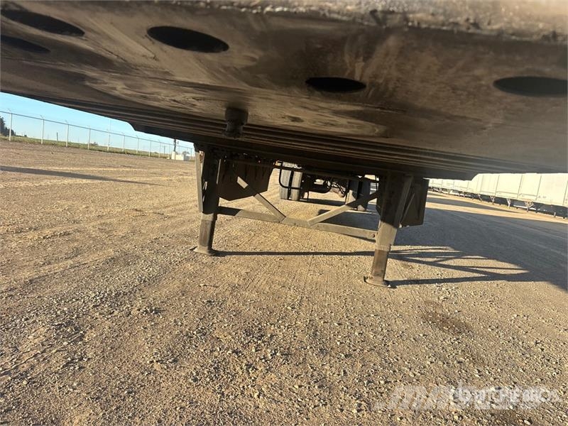 Manac 53 ft x 102 in T/A Van Trailer Прицепы-фургоны