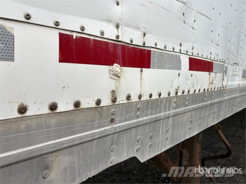 Manac 53 ft x 102 in T/A Van Trailer Cajas de remolque