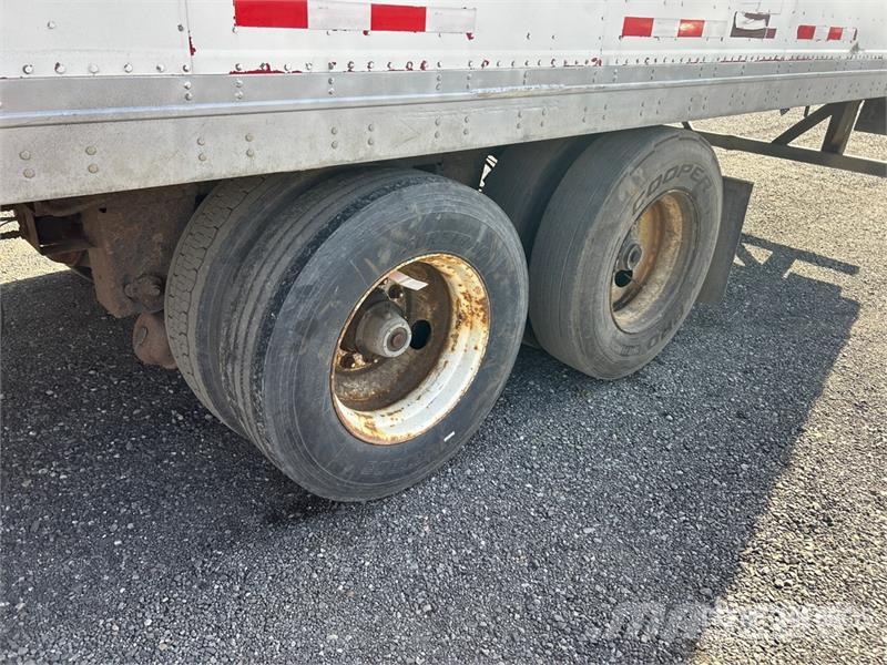 Manac 53 ft x 102 in T/A Van Trailer Rimorchi cassonati