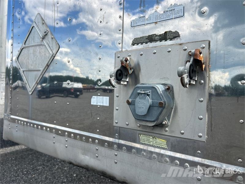 Manac 53 ft x 102 in T/A Van Trailer Cajas de remolque