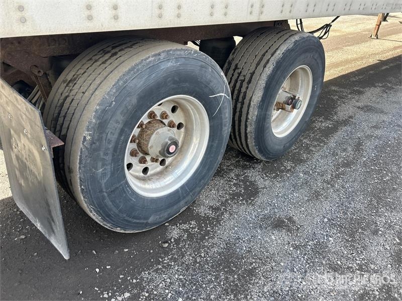 Manac 53 ft x 102 in T/A Van Trailer Прицепы-фургоны