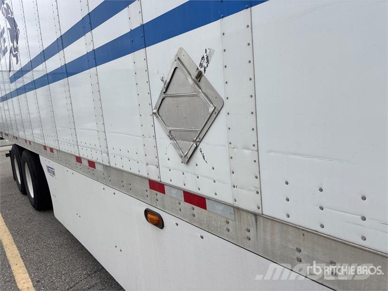 Manac 92253A811 53 ft x 102 in T/A Van Trailer Причепи-фургони