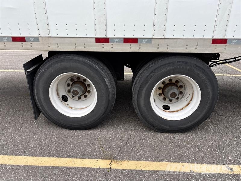 Manac 92253A811 53 ft x 102 in T/A Van Trailer Причепи-фургони