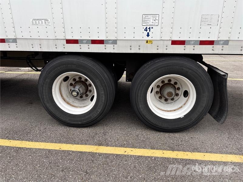 Manac 92253A811 53 ft x 102 in T/A Van Trailer Прицепы-фургоны