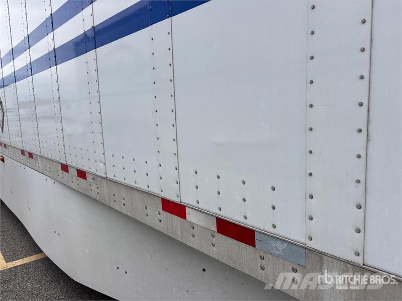Manac 92253A811 53 ft x 102 in T/A Van Trailer Причепи-фургони