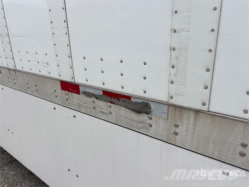 Manac 92253A811 53 ft x 102 in T/A Van Trailer Причепи-фургони