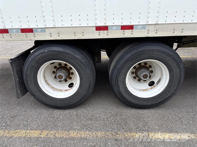 Manac 92253A811 53 ft x 102 in T/A Van Trailer Причепи-фургони