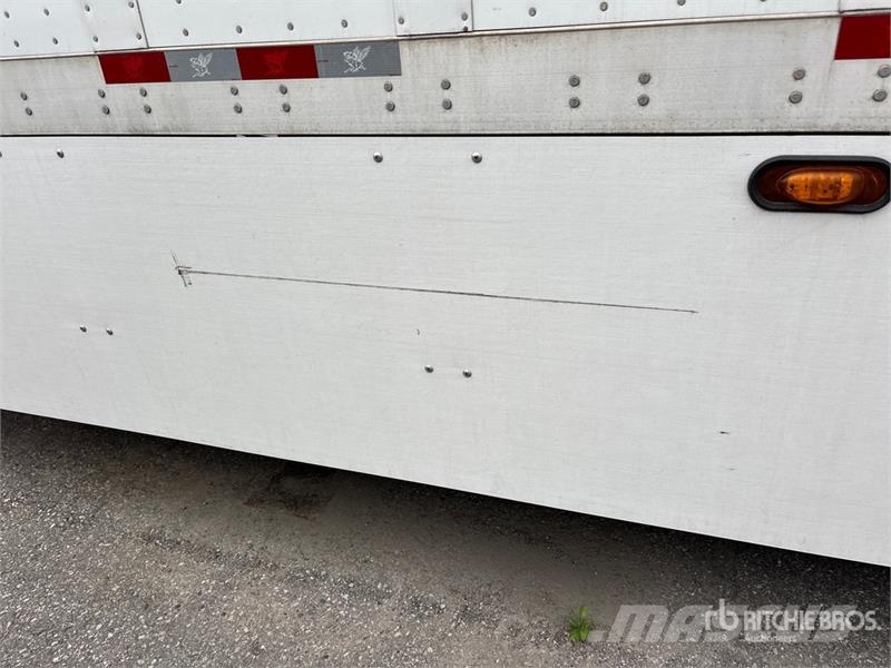 Manac 92253A811 53 ft x 102 in T/A Van Trailer Skappåbygg