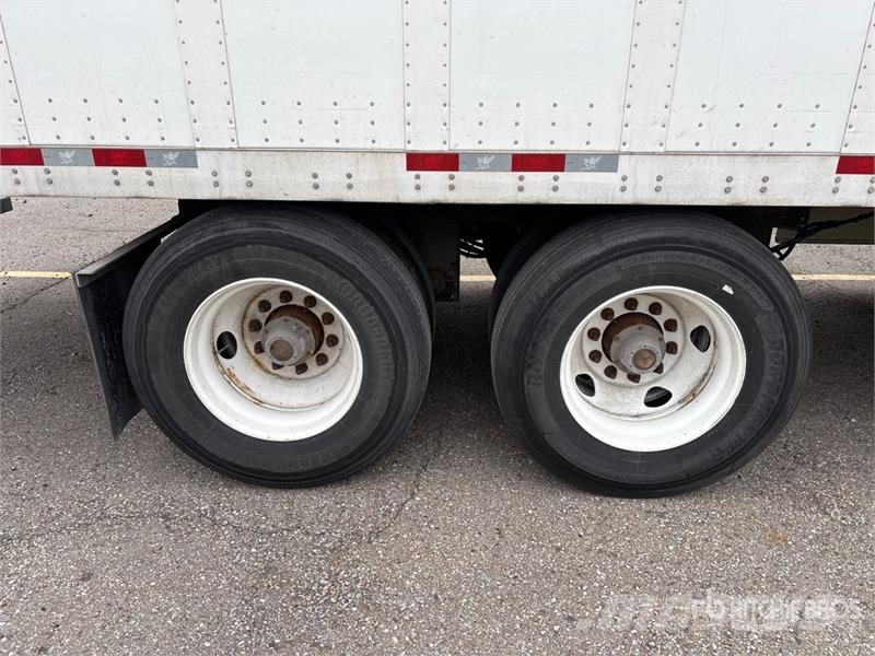 Manac 92253A811 53 ft x 102 in T/A Van Trailer Прицепы-фургоны
