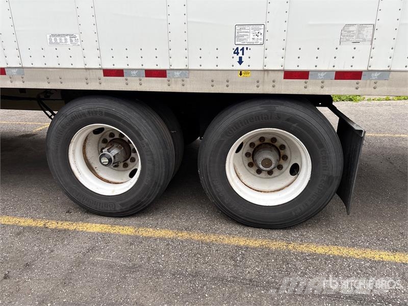 Manac 92253A811 53 ft x 102 in T/A Van Trailer Причепи-фургони