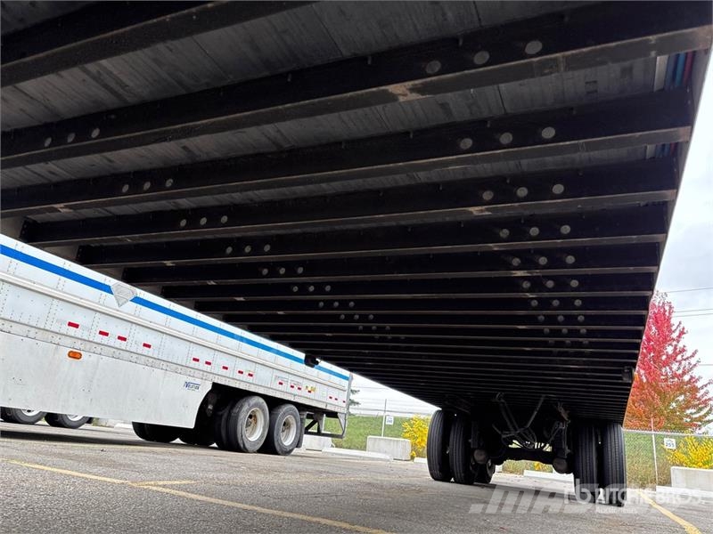 Manac 92253A811 53 ft x 102 in T/A Van Trailer Причепи-фургони