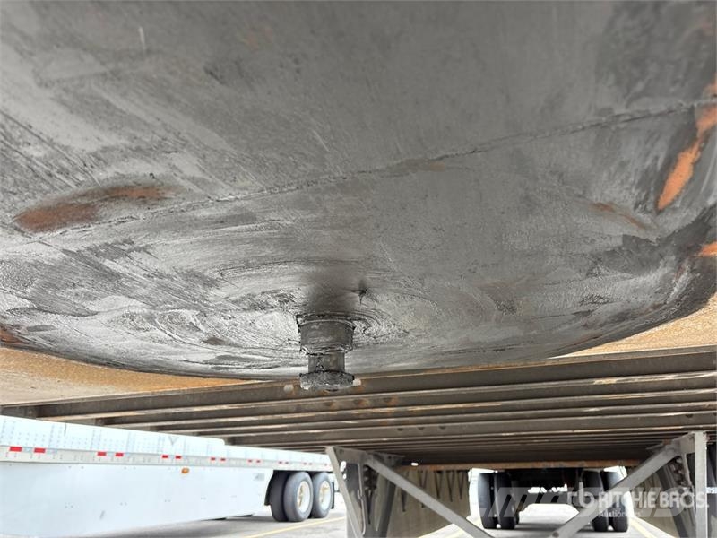 Manac 92253A811 53 ft x 102 in T/A Van Trailer Причепи-фургони