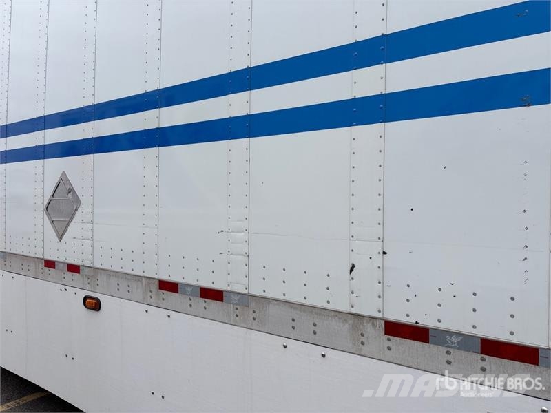 Manac 92253A811 53 ft x 102 in T/A Van Trailer Причепи-фургони
