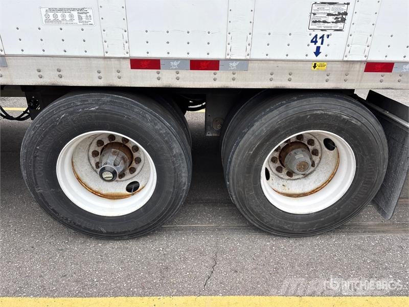 Manac 92253A811 53 ft x 102 in T/A Van Trailer Skappåbygg