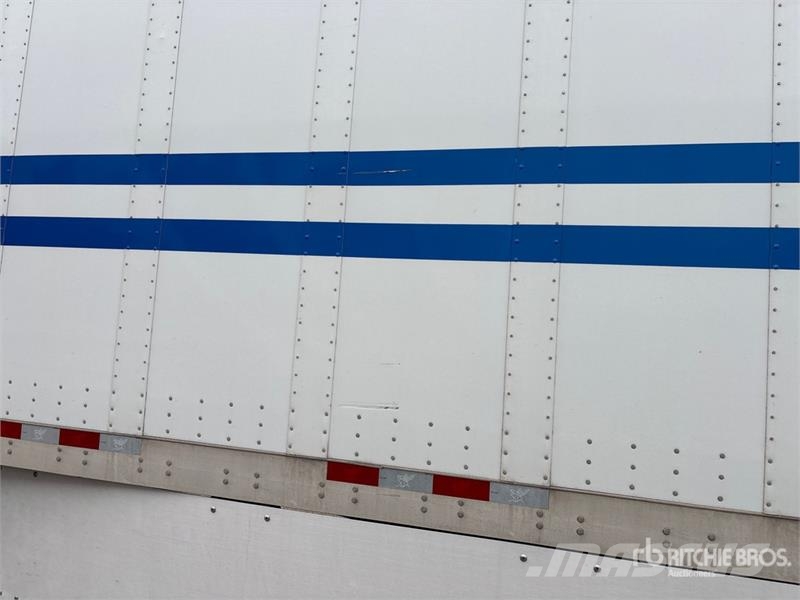 Manac 92253A811 53 ft x 102 in T/A Van Trailer Прицепы-фургоны