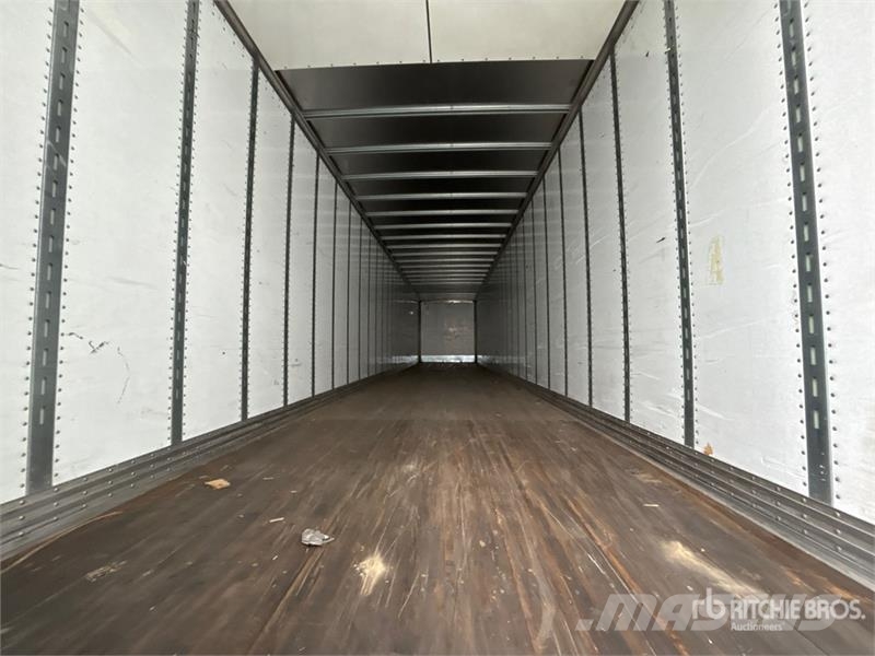 Manac 92253A811 53 ft x 102 in T/A Van Trailer Причепи-фургони