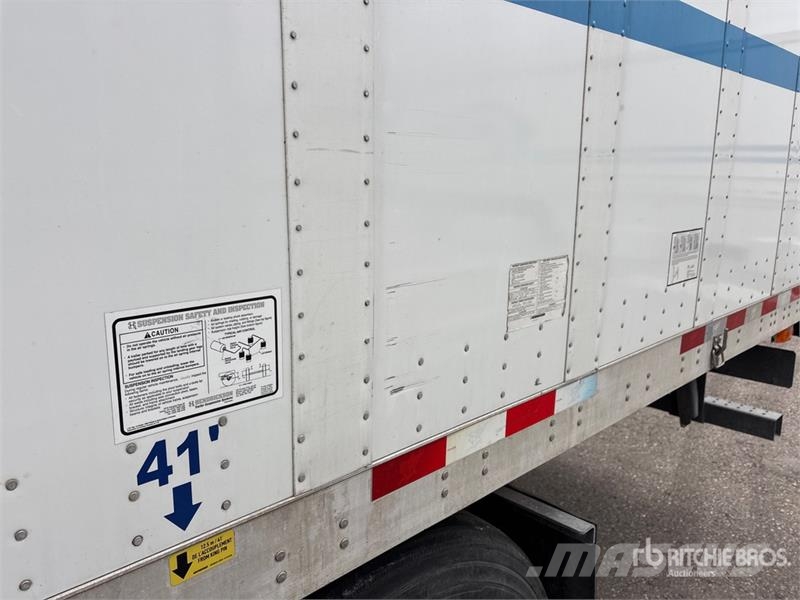Manac 92253A811 53 ft x 102 in T/A Van Trailer Furgoonhaagised