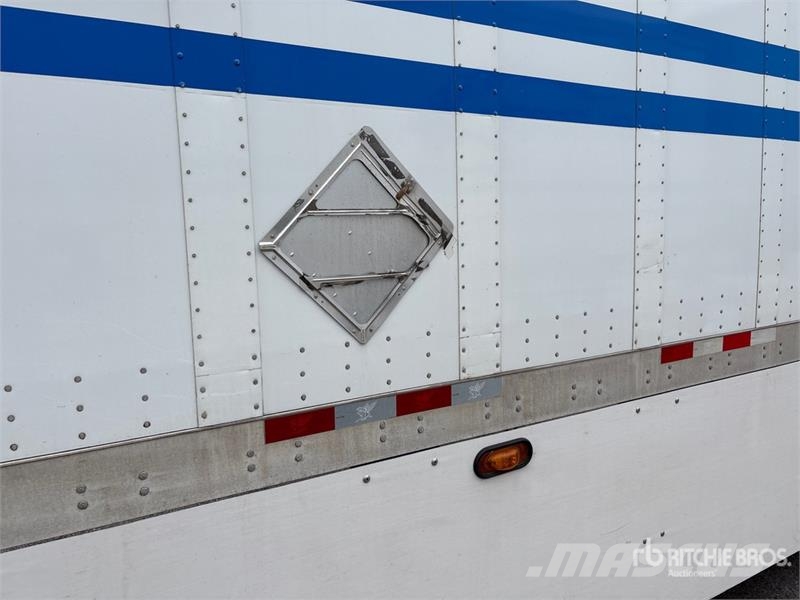 Manac 92253A811 53 ft x 102 in T/A Van Trailer Прицепы-фургоны