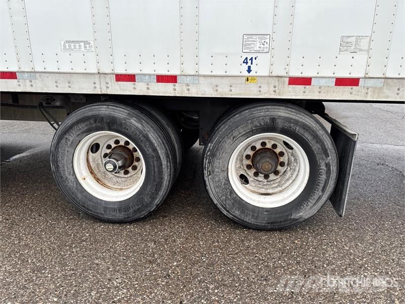Manac 92253A811 53 ft x 102 in T/A Van Trailer Van Body Trailers
