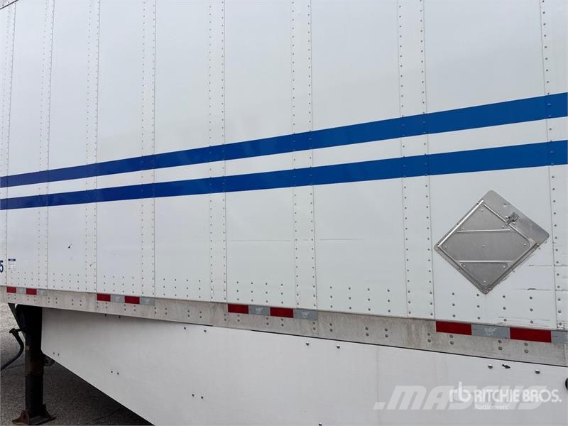 Manac 92253A811 53 ft x 102 in T/A Van Trailer Причепи-фургони