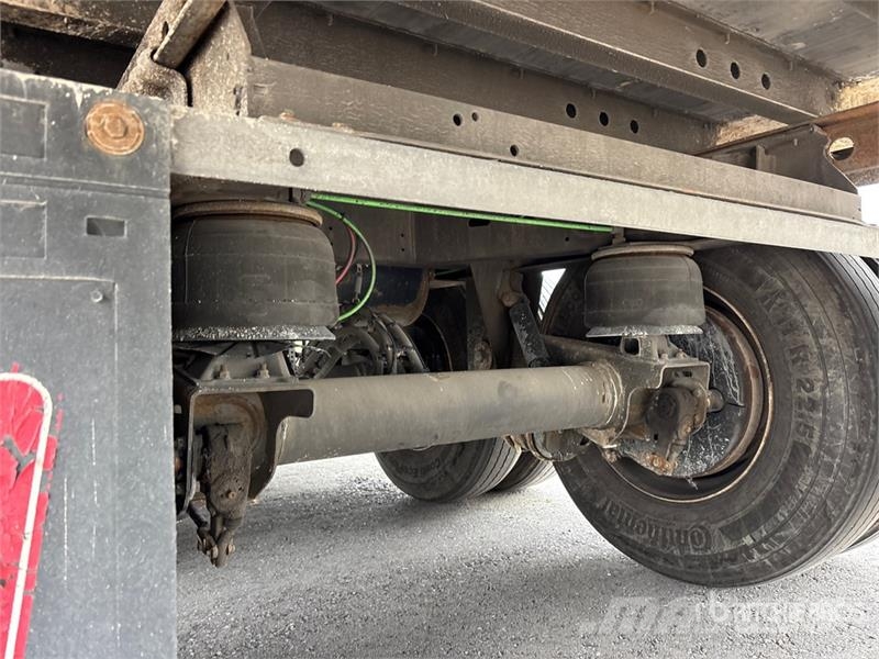 Manac 92253A811 53 ft x 102 in T/A Van Trailer Skappåbygg