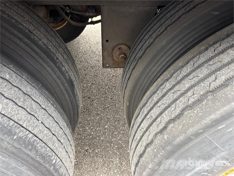 Manac 92253A811 53 ft x 102 in T/A Van Trailer مقطورات ذات هيكل صندوقي
