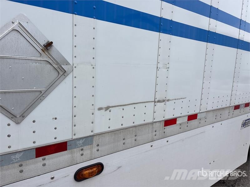 Manac 92253A811 53 ft x 102 in T/A Van Trailer Причепи-фургони