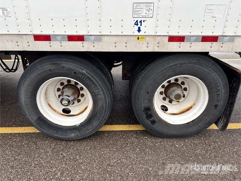 Manac 92253A811 53 ft x 102 in T/A Van Trailer Прицепы-фургоны