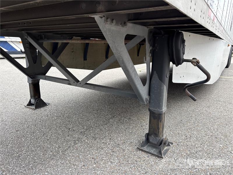 Manac 92253A811 53 ft x 102 in T/A Van Trailer Причепи-фургони