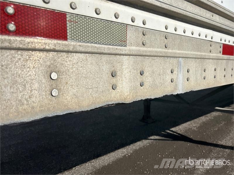 Manac 94248 48 ft x 102 in T/A Van Trailer Прицепы-фургоны