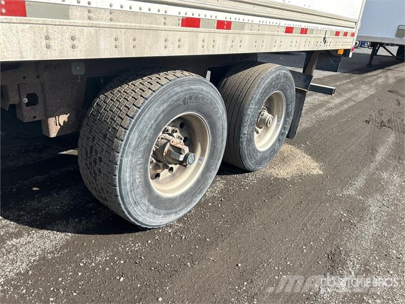 Manac 94248 48 ft x 102 in T/A Van Trailer Прицепы-фургоны