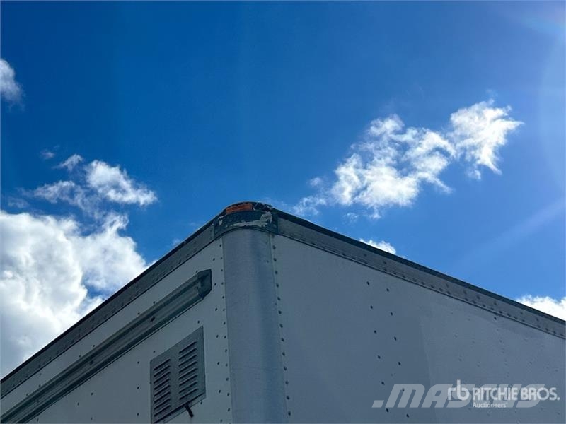 Manac 94248 48 ft x 102 in T/A Van Trailer Прицепы-фургоны