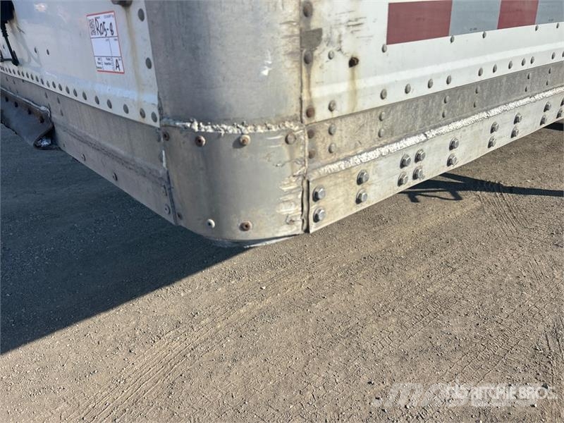 Manac 94253 53 ft x 102 in T/A Van Trailer Прицепы-фургоны