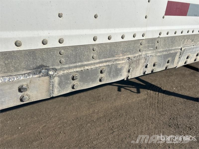 Manac 94253 53 ft x 102 in T/A Van Trailer Прицепы-фургоны