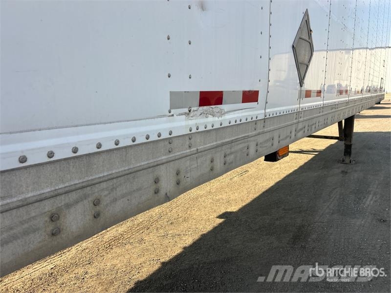 Manac 94253 53 ft x 102 in T/A Van Trailer Прицепы-фургоны
