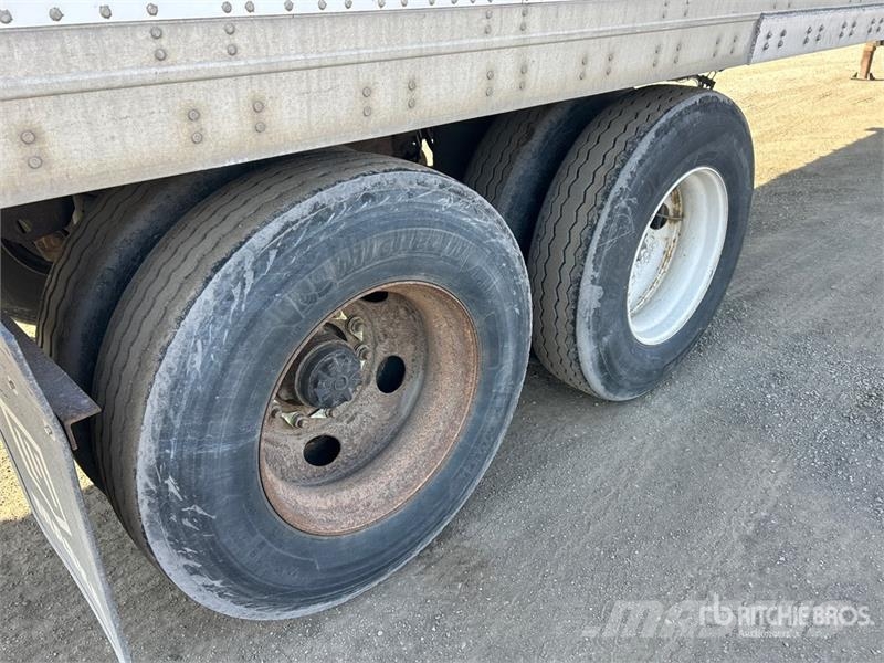 Manac 94253 53 ft x 102 in T/A Van Trailer Прицепы-фургоны