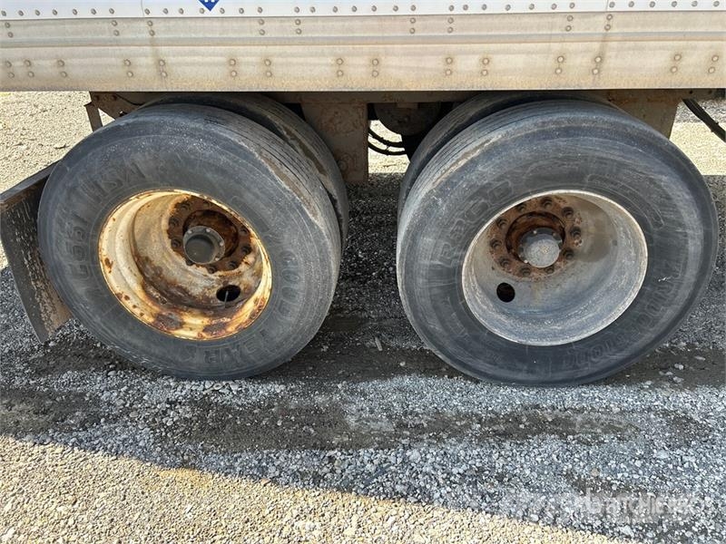 Manac 94253010 53 ft x 102 in T/A Van Trailer Cajas de remolque