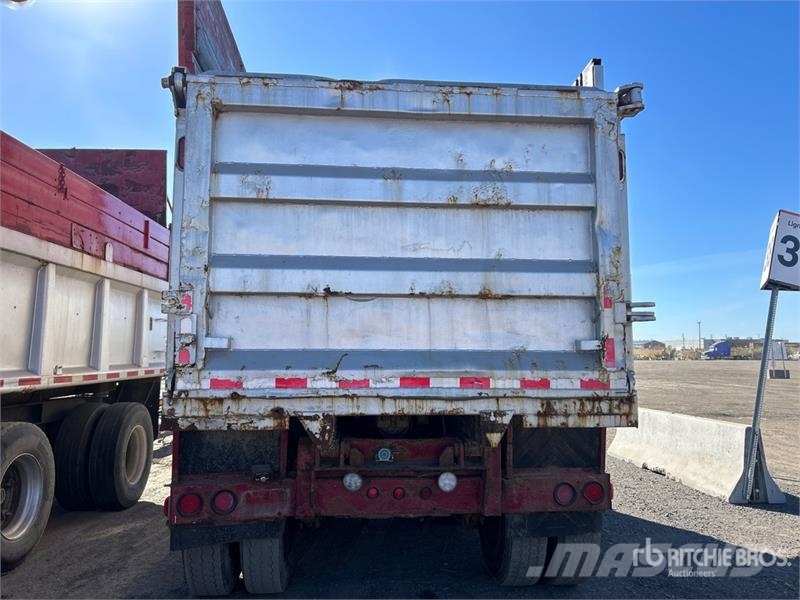 Manac 96229 18 ft Tri/A Pup Dump Trailer Самоскиди