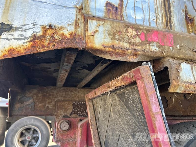 Manac 96229 18 ft Tri/A Pup Dump Trailer Самоскиди