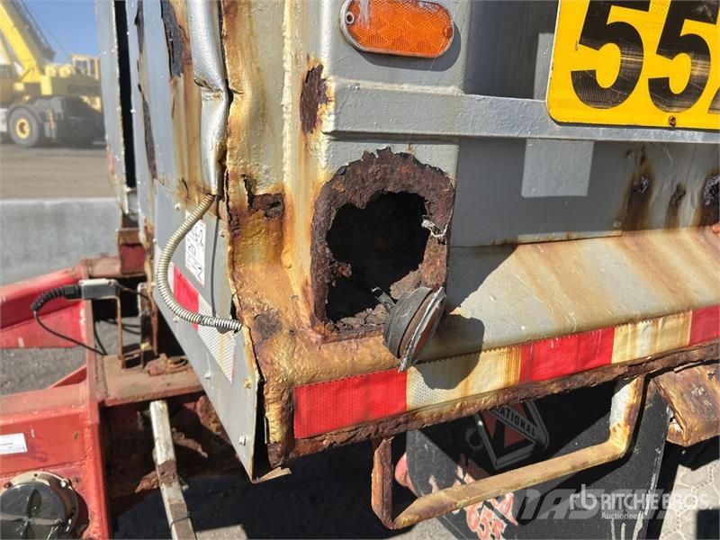 Manac 96229 18 ft Tri/A Pup Dump Trailer Самоскиди