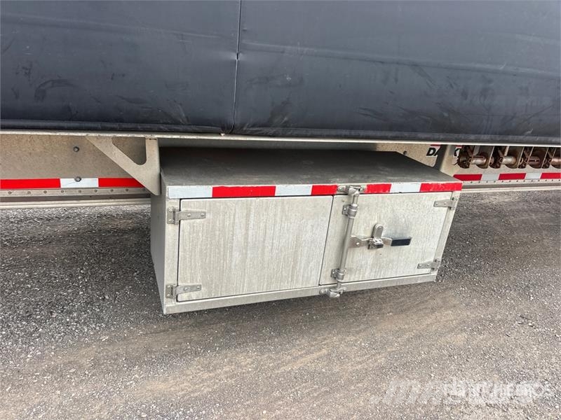 Manac Darkwing 53 ft T/A Curtain Side Trailer Tovarne prikolice sa ciradom