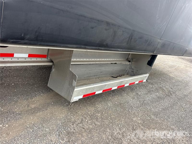 Manac Darkwing 53 ft T/A Curtain Side Trailer Tovarne prikolice sa ciradom