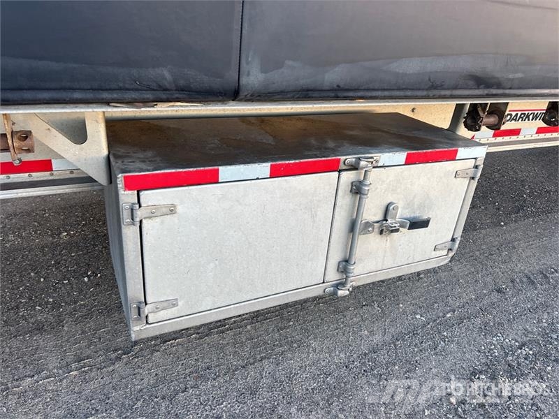 Manac Darkwing 53 ft T/A Spread Axle Curtain Side Traile 侧帘拖车