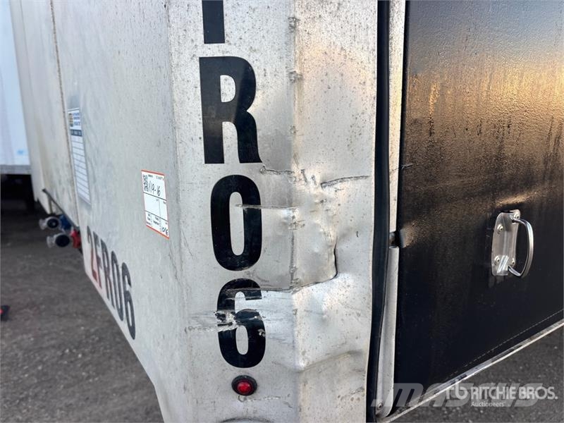 Manac Darkwing 53 ft T/A Spread Axle Curtain Side Traile 侧帘拖车
